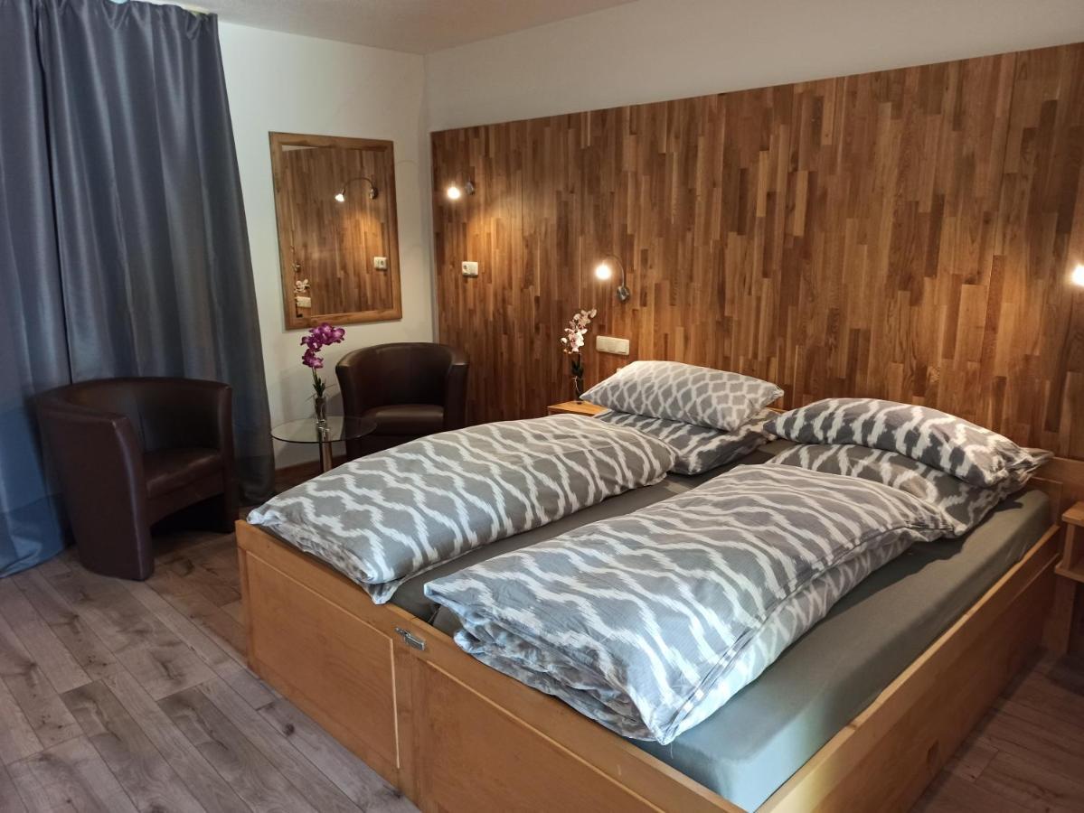 Max Motel Hinterzhof エクステリア 写真