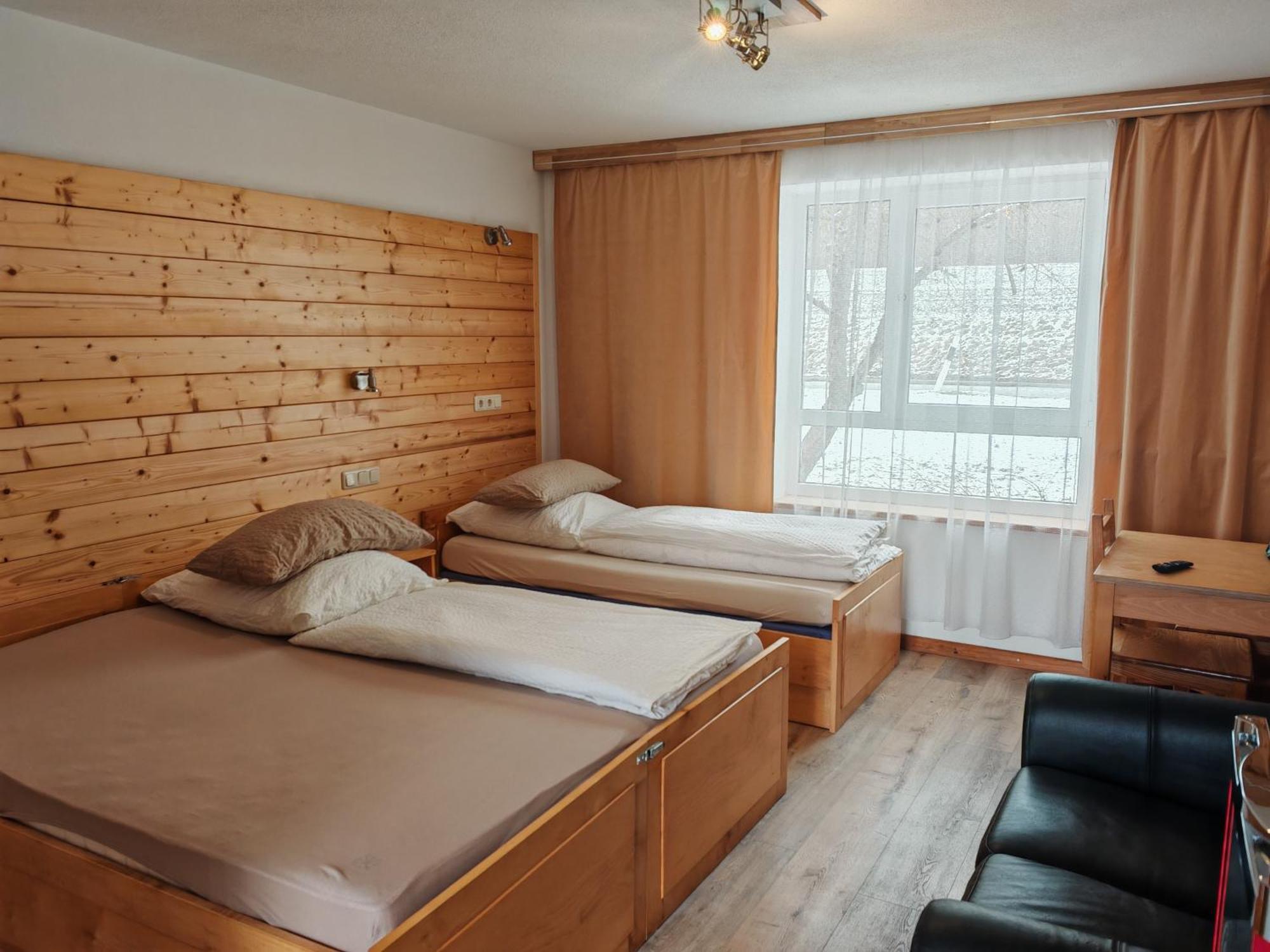 Max Motel Hinterzhof エクステリア 写真
